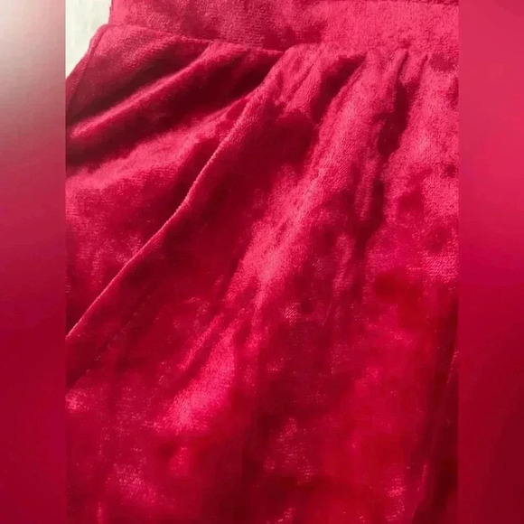 Torrid Crushed Velour Sleep Short in Jasper Red with Drawstring Waist,Pockets; 1 - Picture 4 of 7